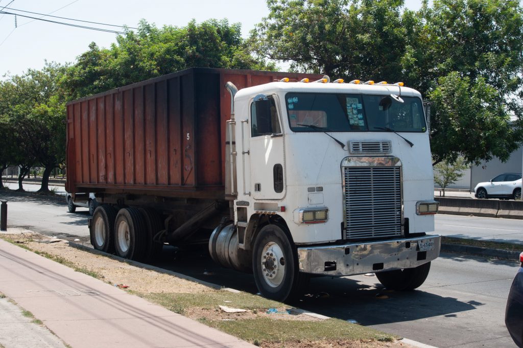 army-metal-camion-maquinaria-reciclaje